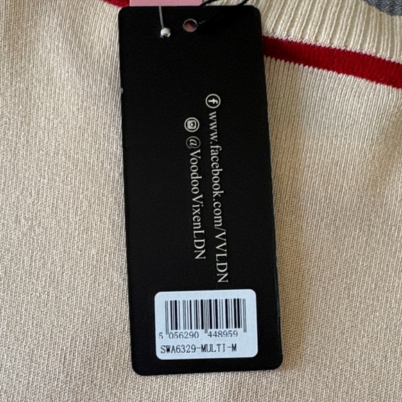 Voodoo Vixen Cream Sweater with Red Heart and Arrows - Picture 8 of 8